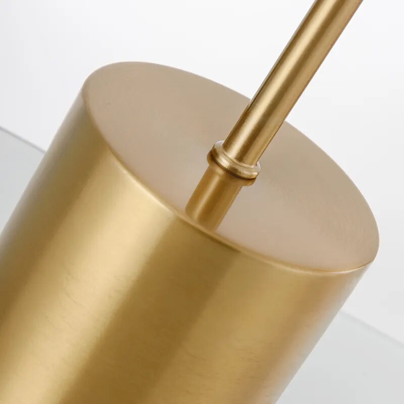 مصباح طاولة مصمم إيطالي 