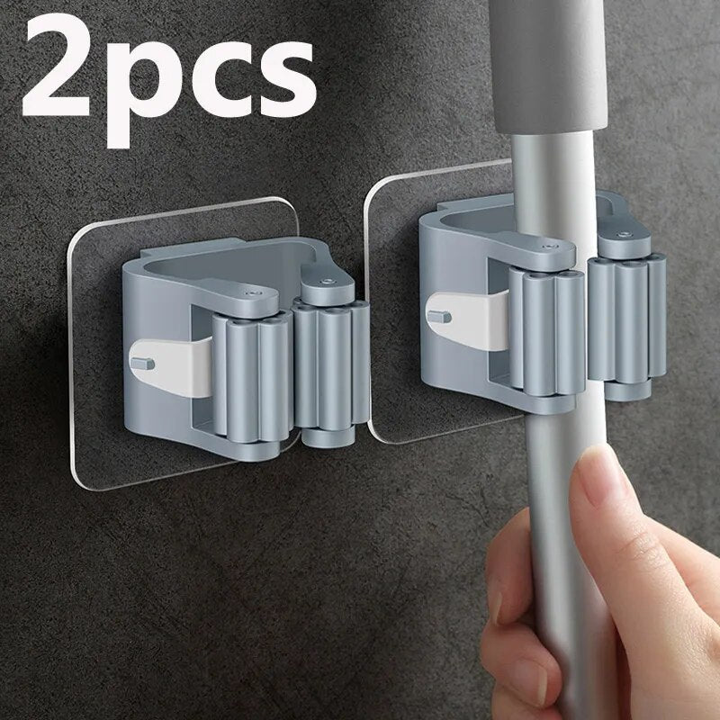 حامل خريطة معلق على الحائط