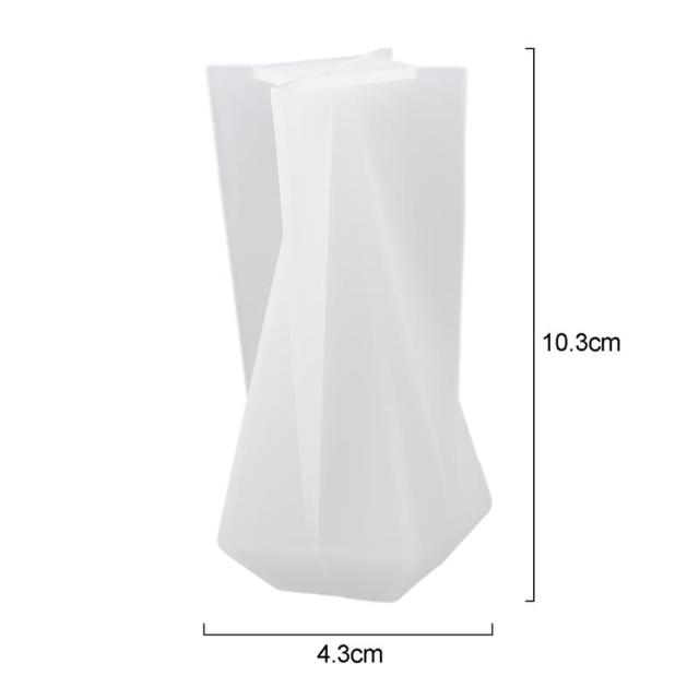 حامل شموع مصنوع من قالب السيليكون